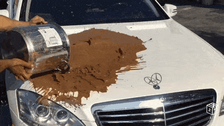 Lớp phủ ceramic kháng nước và ngăn bùn đất bám vào sơn xe