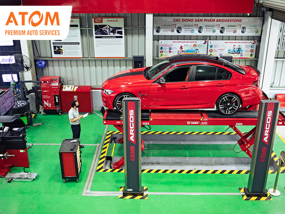 Lựa chọn địa chỉ thay thế lốp uy tín như ATOM Premium Auto Services giúp bạn hài lòng về chất lượng lốp và di chuyển an toàn hơn 