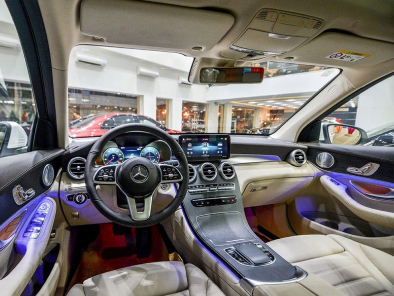 Nội thất của Mercedes GLC được đánh giá cao bởi sự tiện nghi, bài trí thông minh